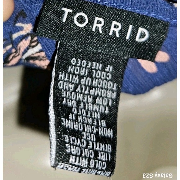 Torrid 1 Women's XL Garden Sheer Navy Pink burrerfly Print Pleated Front Tunic - Picture 3 of 4